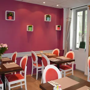 Les Corps Saints Hotel
